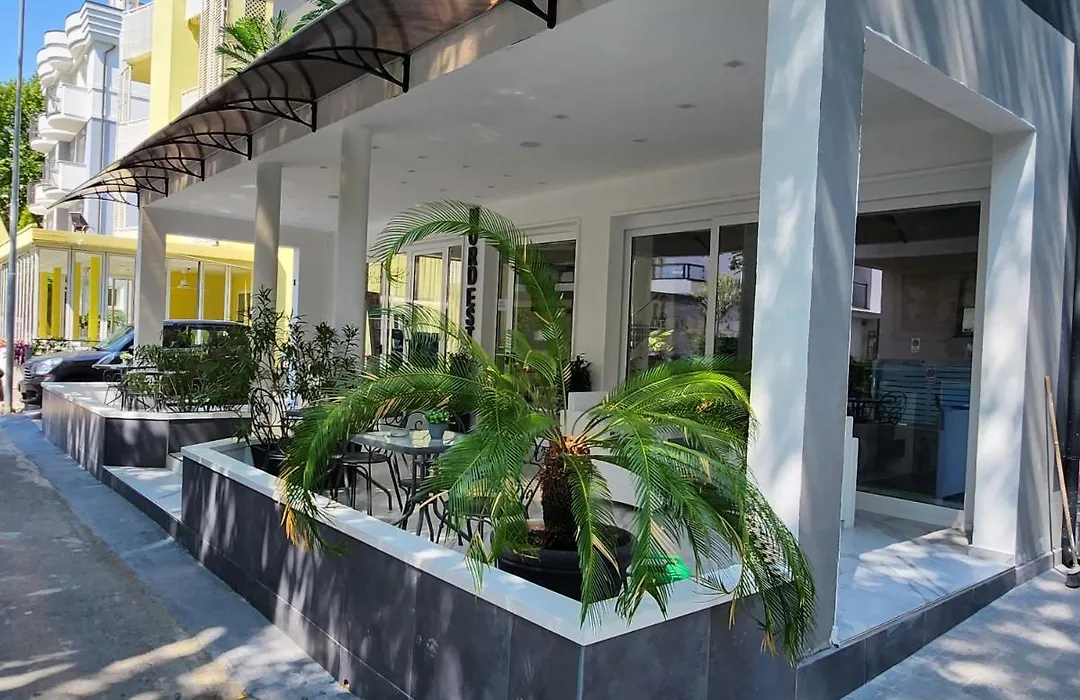 Hotel Nord Est-1